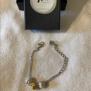 bracelet *Never Worn*